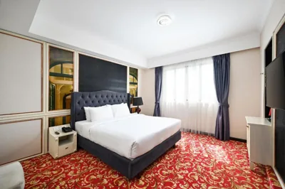 Junior Suite mit Stadtblick — California Saigon Hotel & Rooftop Pool